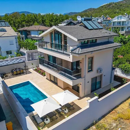 Likya 6 - Perfect For 6, Near Villa Fethiye